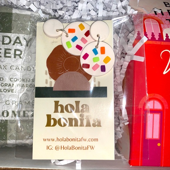 The Confetti Post Holiday Box - Brand New - Picture 4 of 11